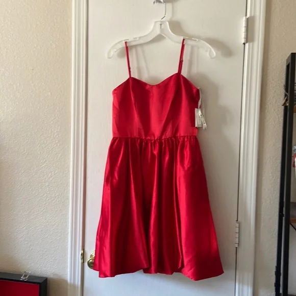 strapless open back dress Plunge Bubble Hem Mini Dress Red